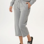 Women's Cropped Travel Sweatpants